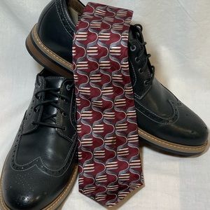 Bostonian wingtip Oxford Shoes